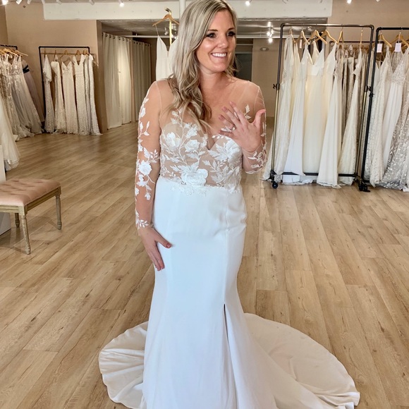 Watters- RYLANN BRAND NEW wedding dress! - Picture 4 of 5